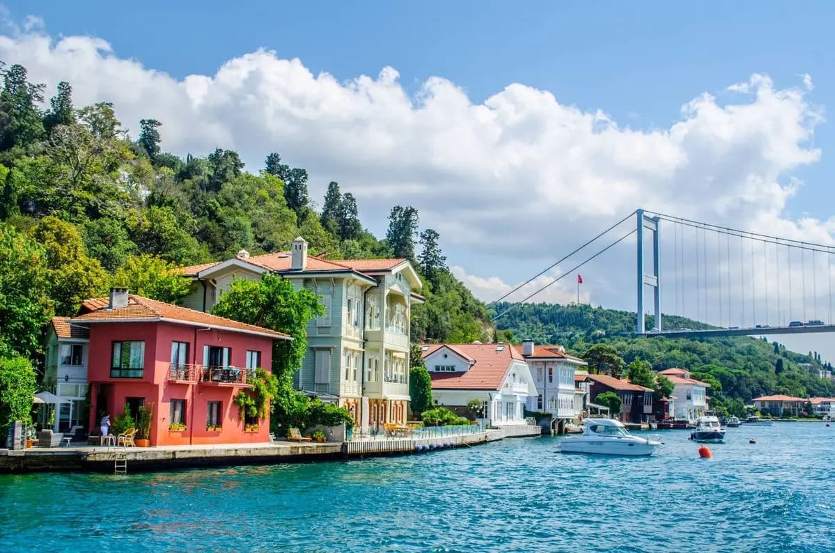 Havuzbaşı Köşk